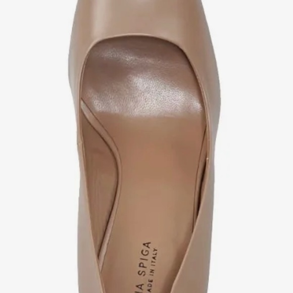 WORN Via Spiga
Tan Beatrice Square-toe Block Heel Pumps - Picture 3 of 11